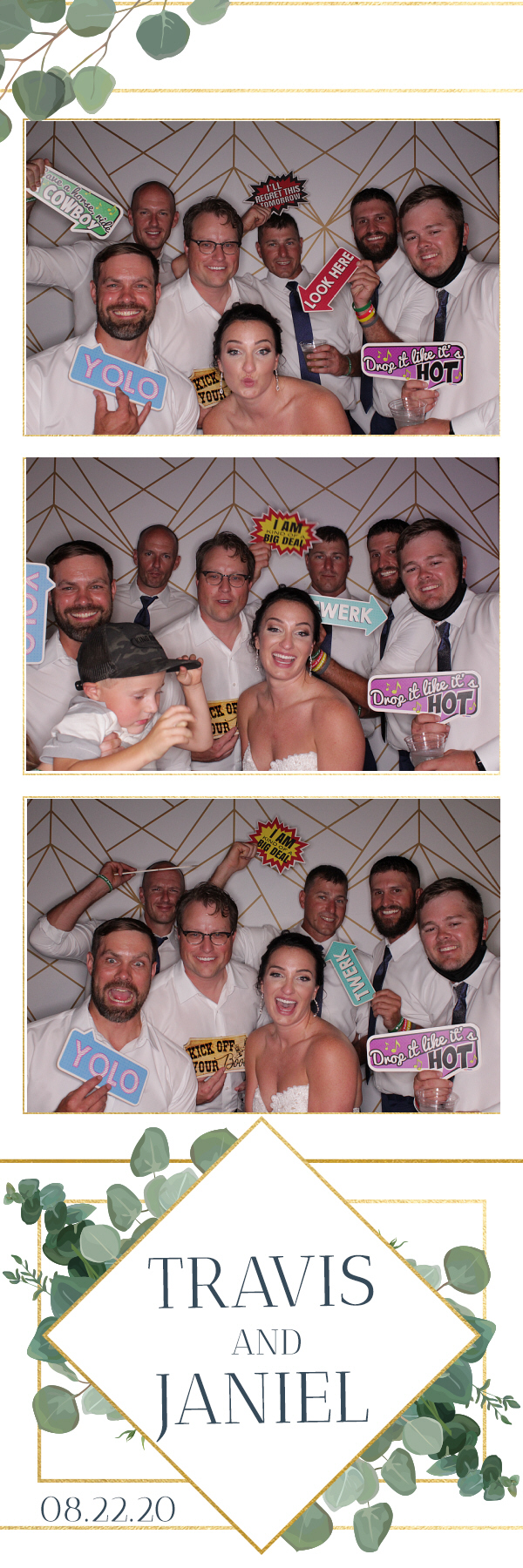 Jacquie & Dennis’ Wedding | View more photos from the event at gallery.photoboothbillings.com/u/PhotoBoothBillings/Jacquie-Dennis’-Wedding-0